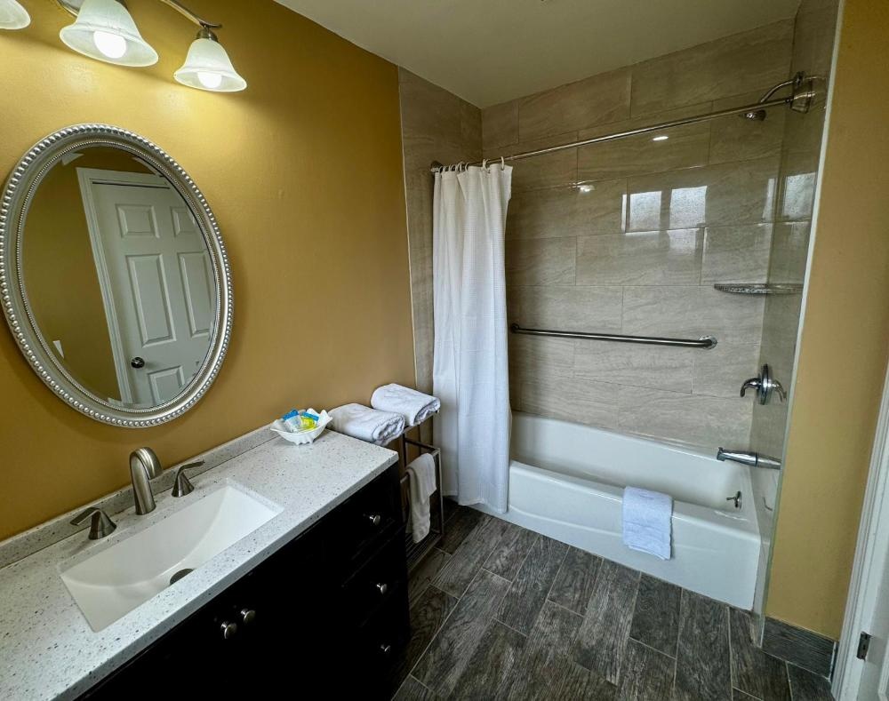 Carmel Wayfarer Inn